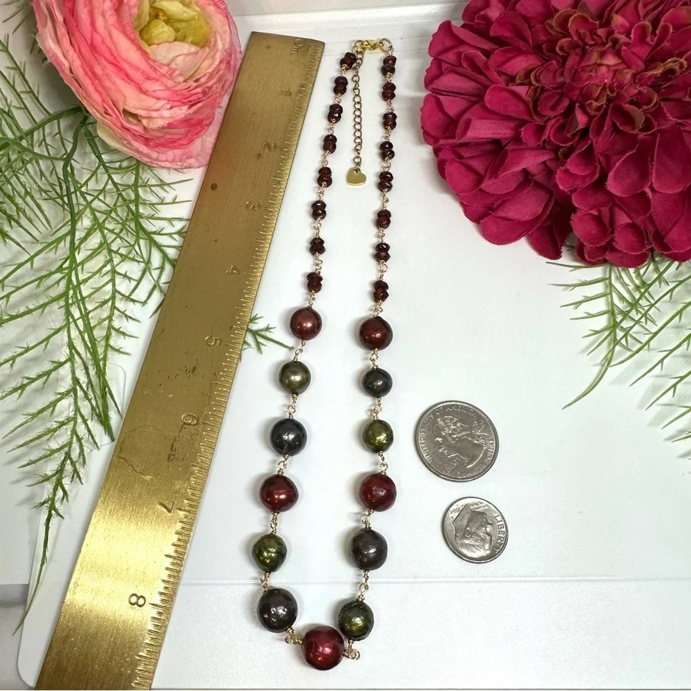 NEW⚜️Baroque Pearl & Garnet Hand Linked Necklace